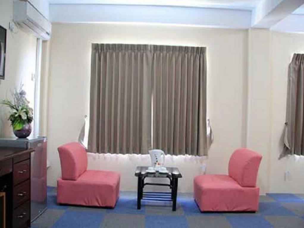 Hotel Bo Bo Min Янгон Екстериор снимка